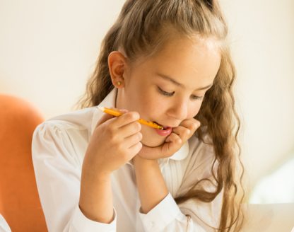 What Are the Benefits to Chewing Sugarless Gum? 